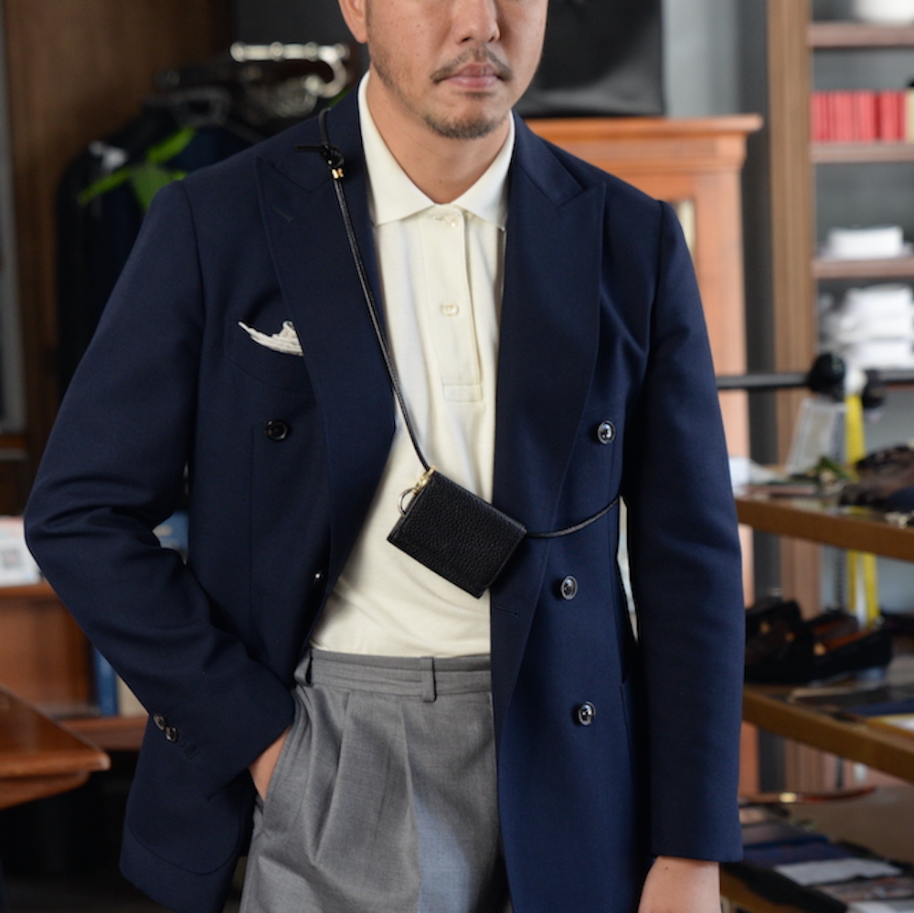 ストラップミニウォレット イタリアンレザー ブラック – TRENTASETTE ストラップミニウォレット イタリアンレザー ブラック – TRENTASETTE